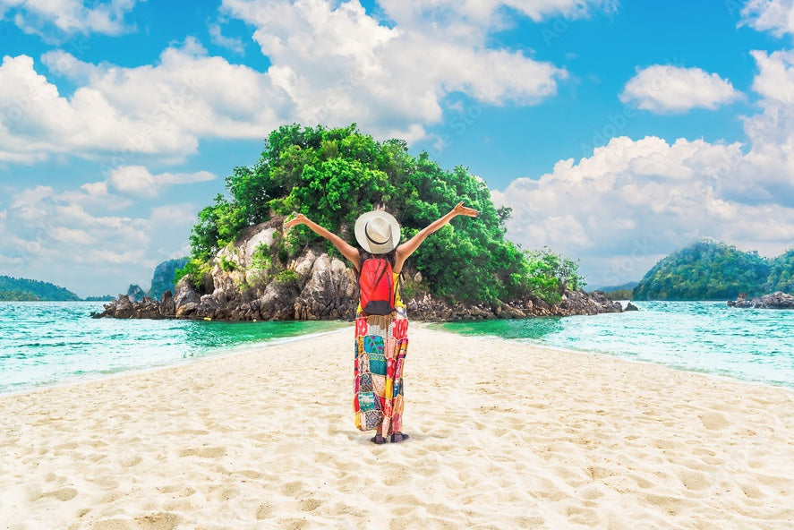 Swag ON: Top Tips for Women Traveling Solo