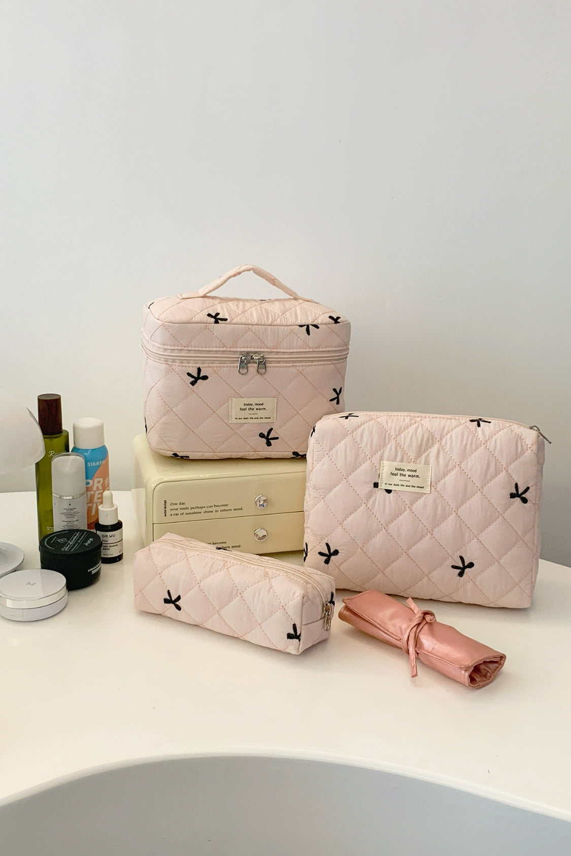 Three Piece Bow Quilted Cloth Storage Bag Set